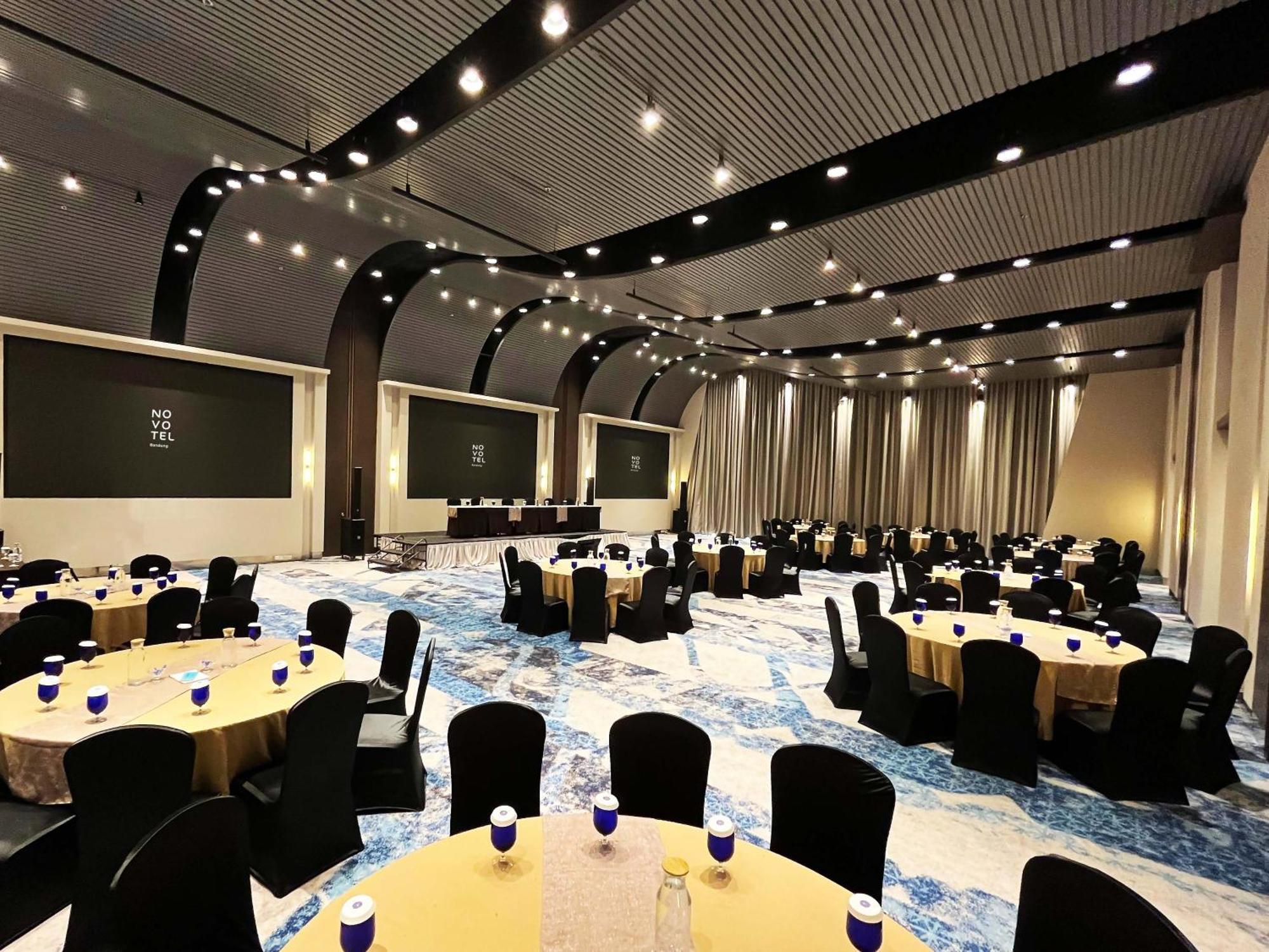 Novotel Bandung Eksteriør bilde